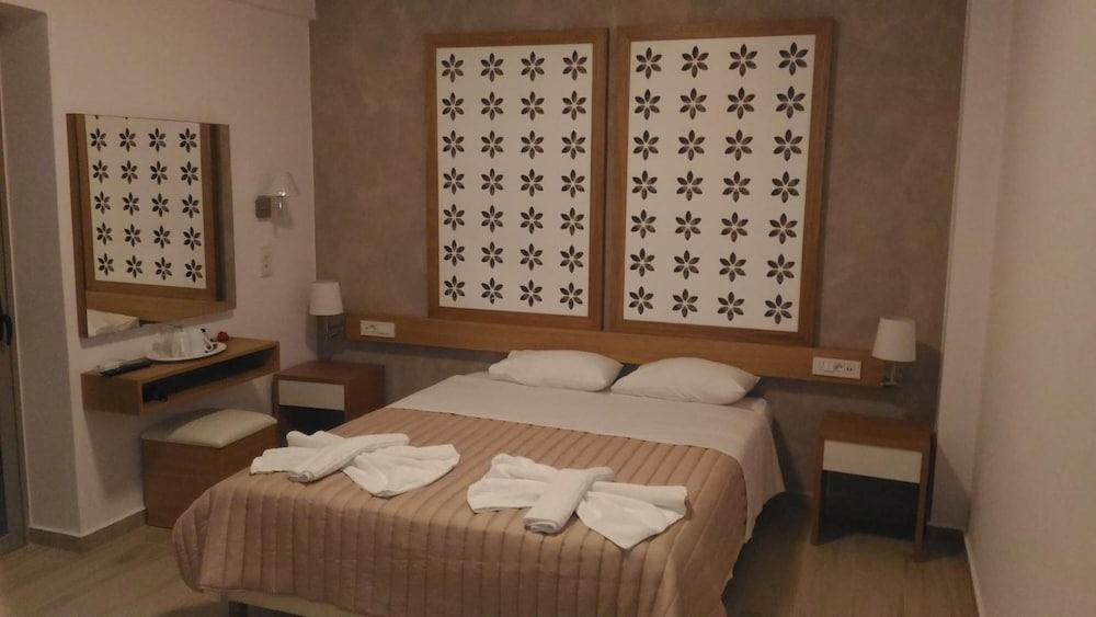 Hotel Aghas Paleochora Luaran gambar
