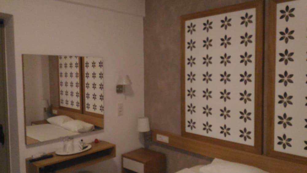Hotel Aghas Paleochora Luaran gambar