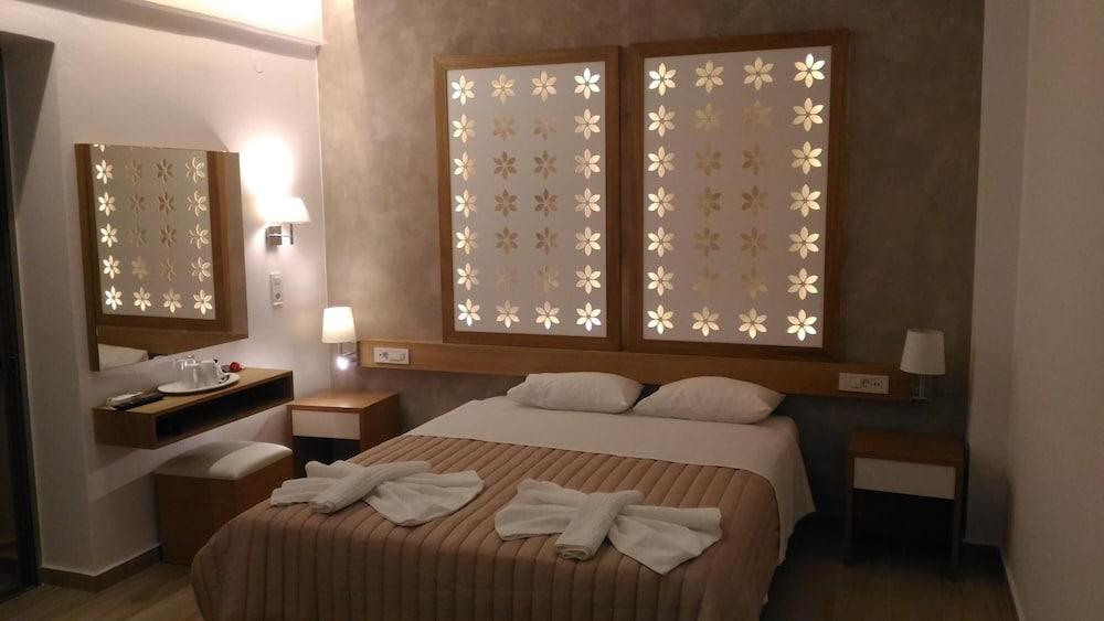 Hotel Aghas Paleochora Luaran gambar